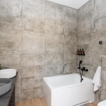 La Face Au * Saramon