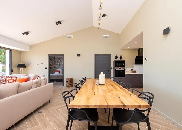 וילה La Face Au Saramon